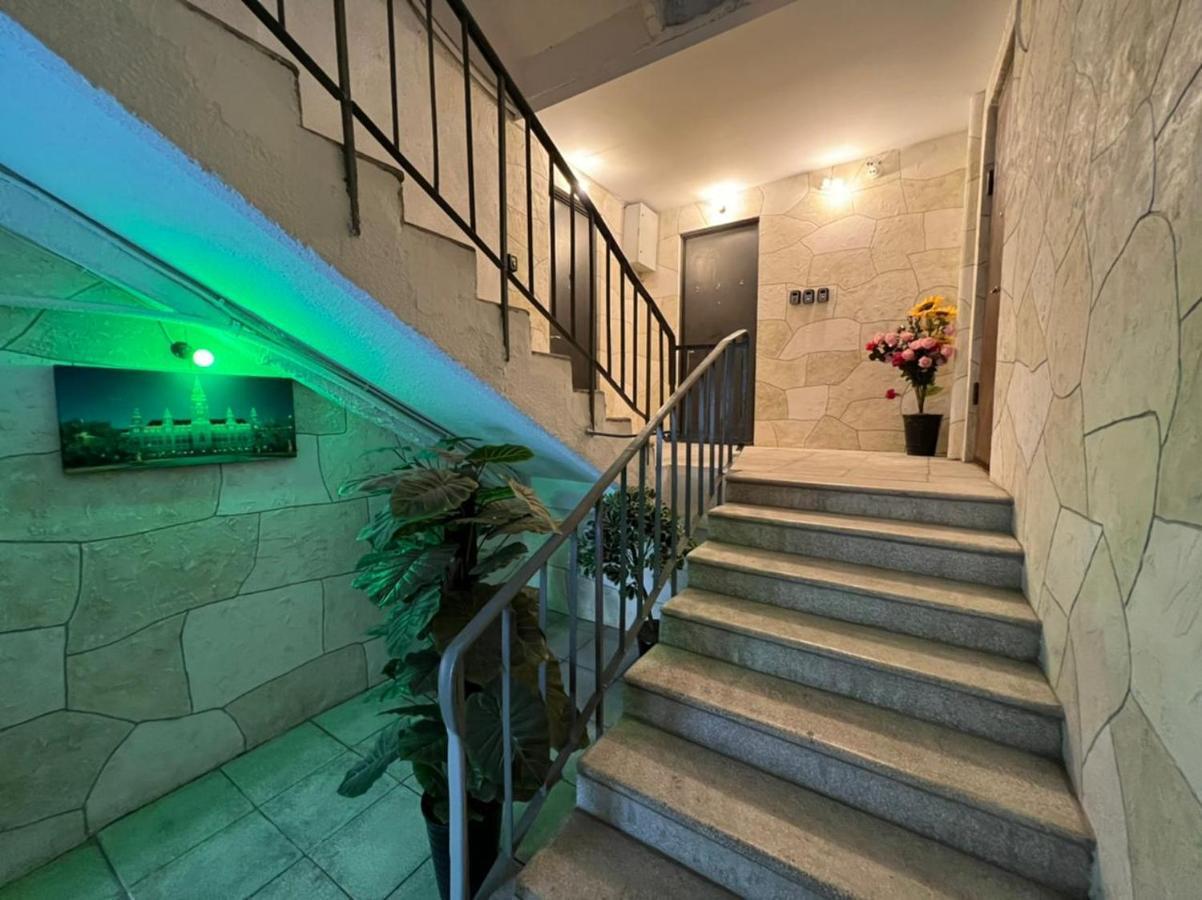 Central Park Apartments In Tbilisi Exteriör bild